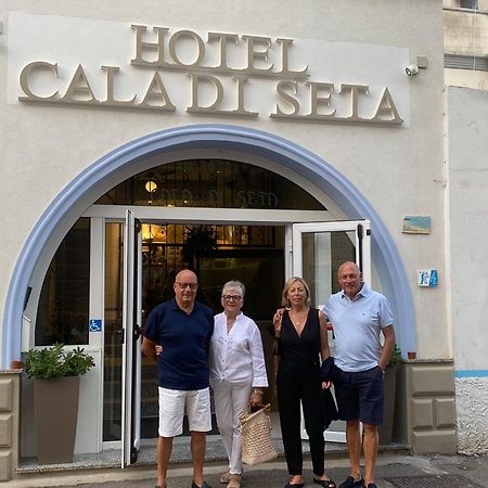 Hotel Cala Di Seta Calasetta Exterior foto
